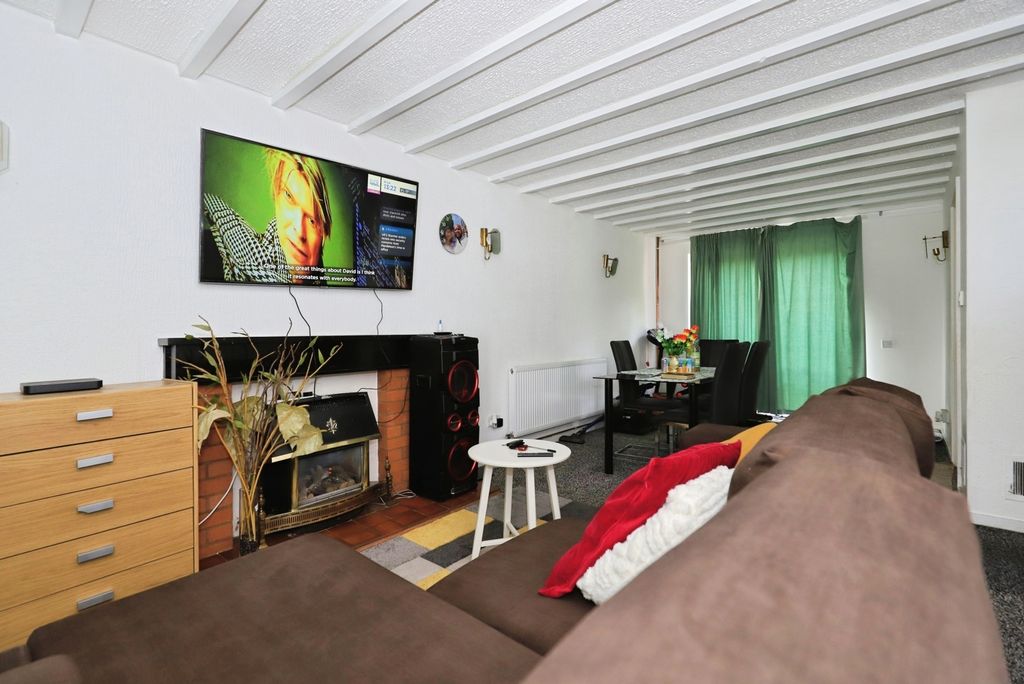 Property photo 2 of 13 Lounge/Dining Room