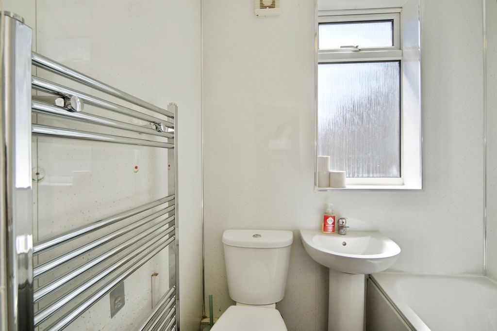 Property photo 3 of 14 Pbox-Img.Jpg