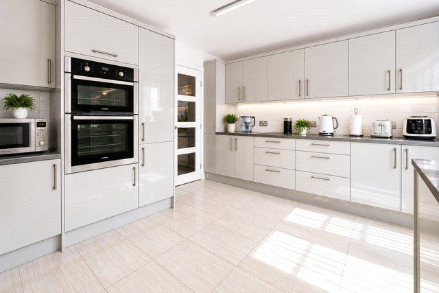 Property photo 1 of 17 Picture No. 48
