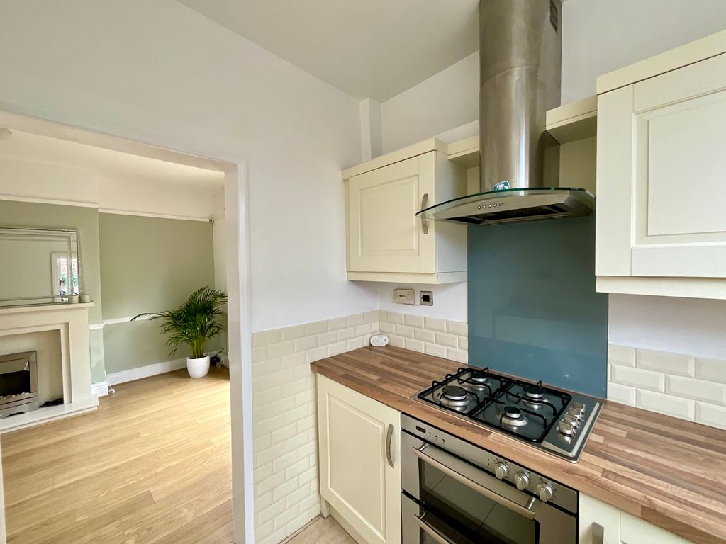 Property photo 3 of 25 Img_1843