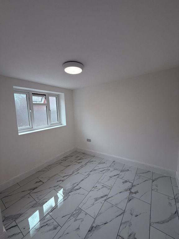 Property photo 2 of 16 Gallery