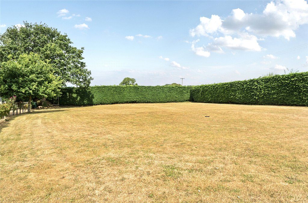 Property photo 2 of 18 Picture No. 17