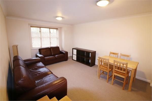 Property photo 3 of 5 3