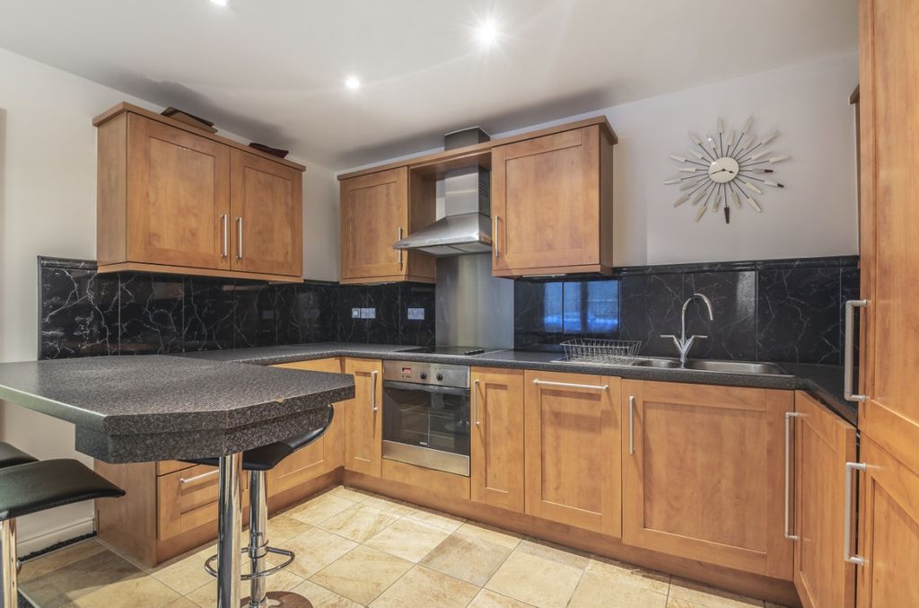 Property photo 2 of 7 604401 (3)
