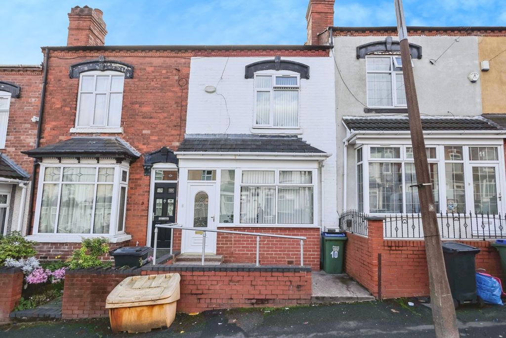 Property photo 1 of 12 Photo