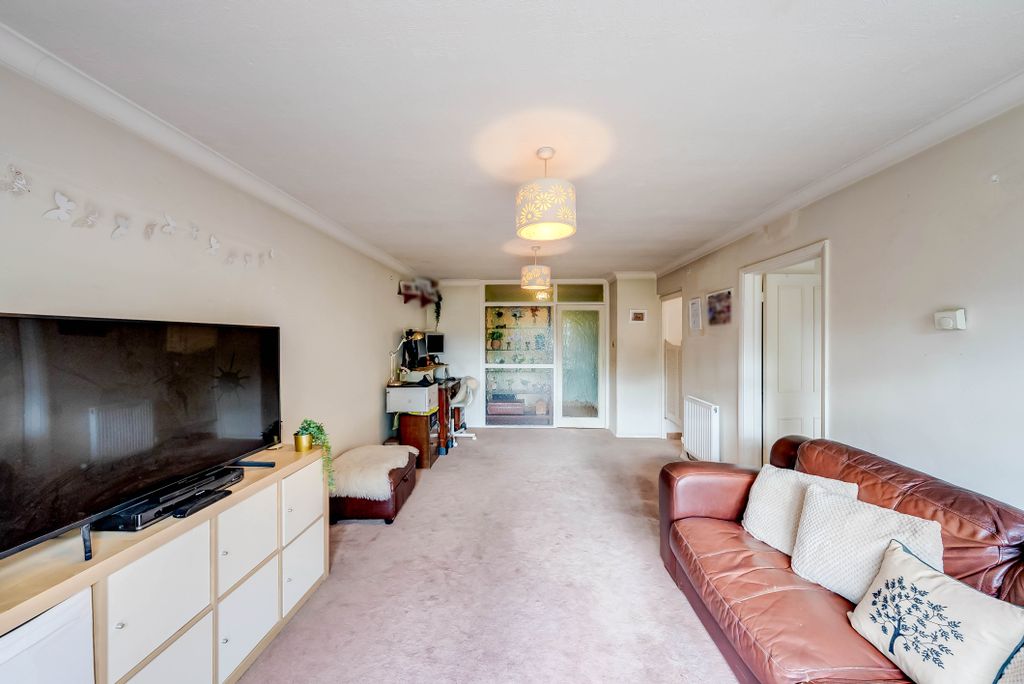 Property photo 3 of 13 A7S03682Hdr