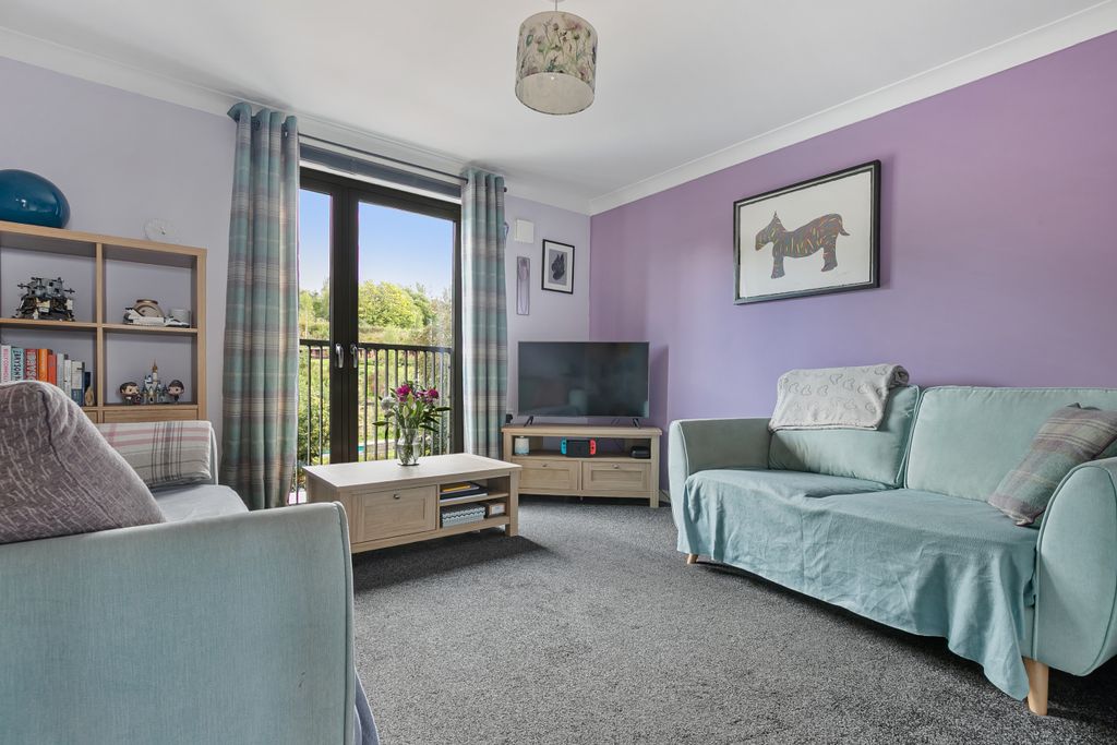 Property photo 2 of 26