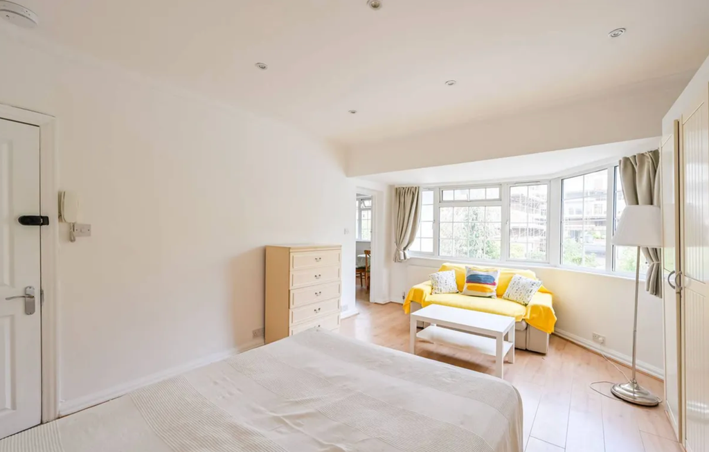 Property photo 3 of 9