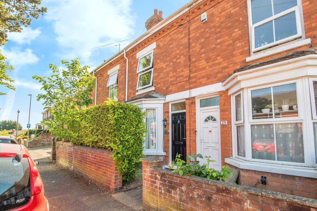 Property photo 1 of 17