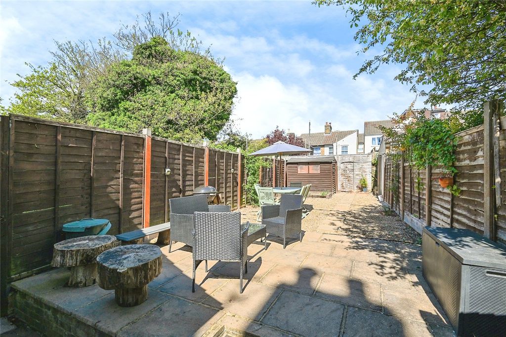 Property photo 1 of 9 Picture No. 13