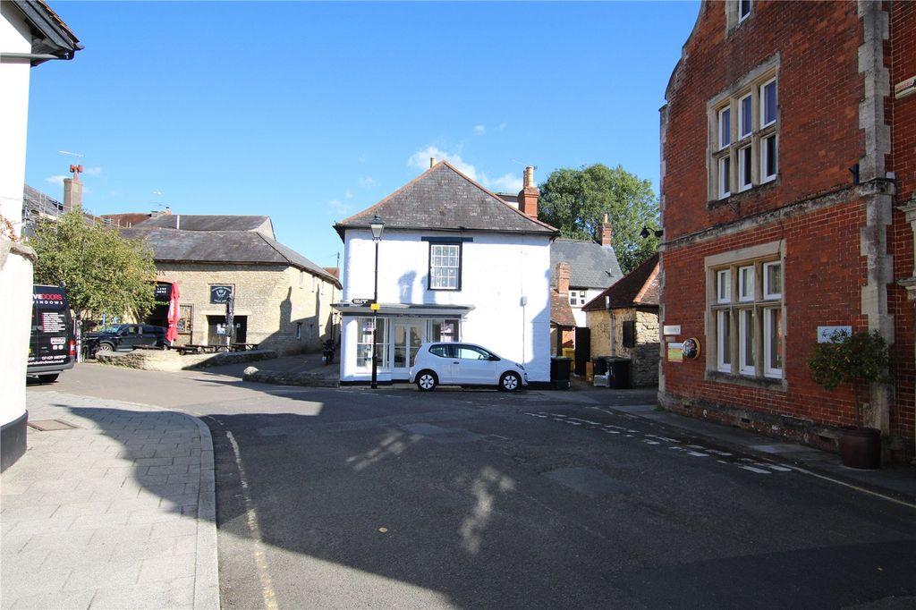 Property photo 2 of 8 Picture No. 02