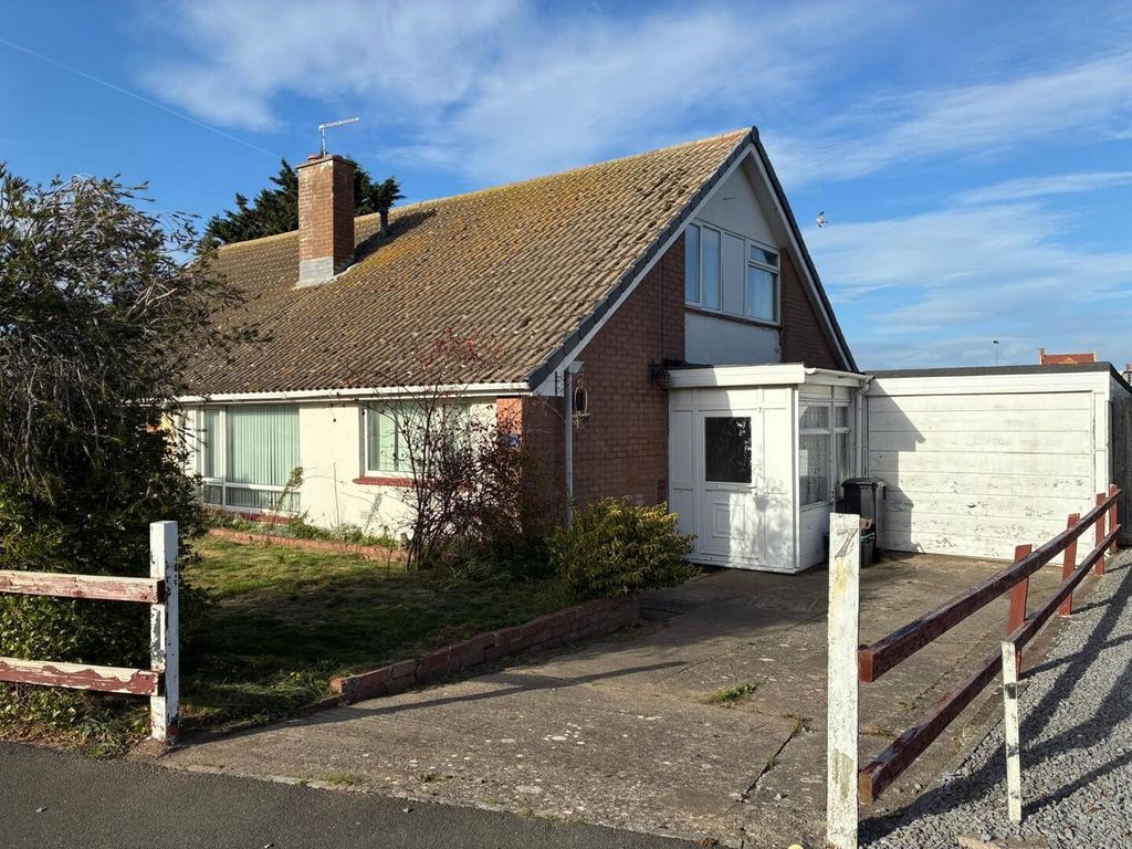 Property photo 1 of 12 Front (Exterior)