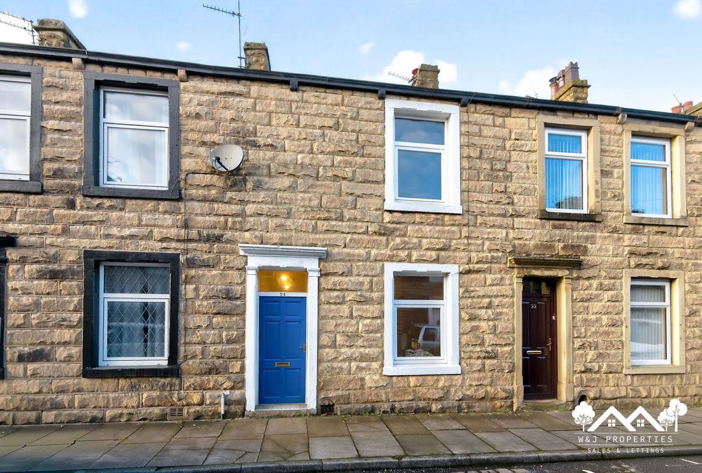 Property photo 1 of 35