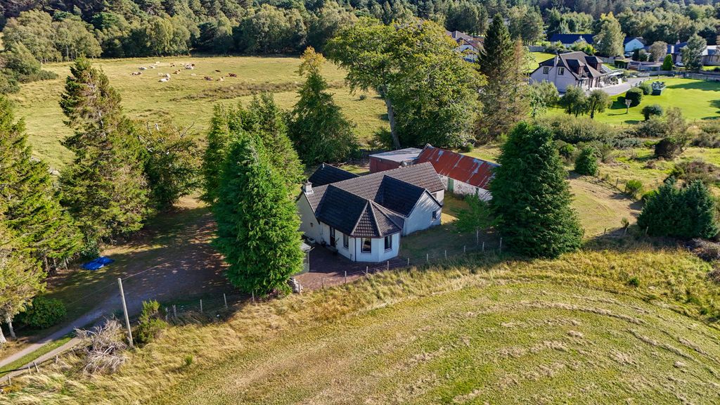 Property photo 1 of 33