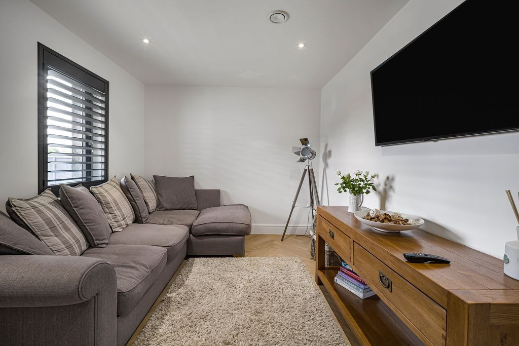 Additional image 11 of 4 bed semi-detached house for saleMaes Thornton, Rassau NP23