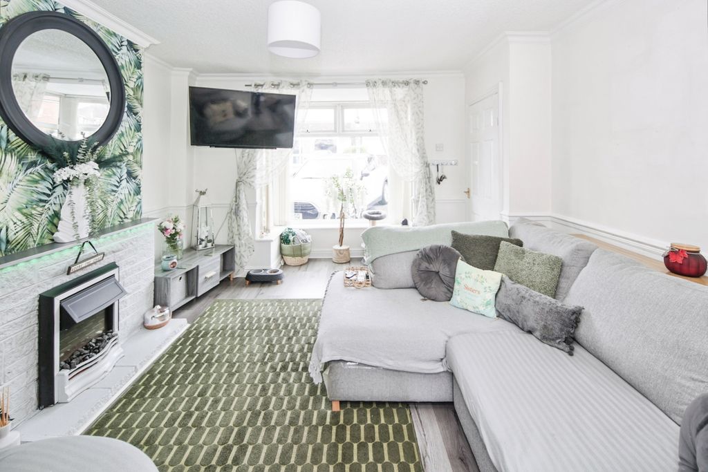 Property photo 2 of 18 Pbox-Img.Jpg