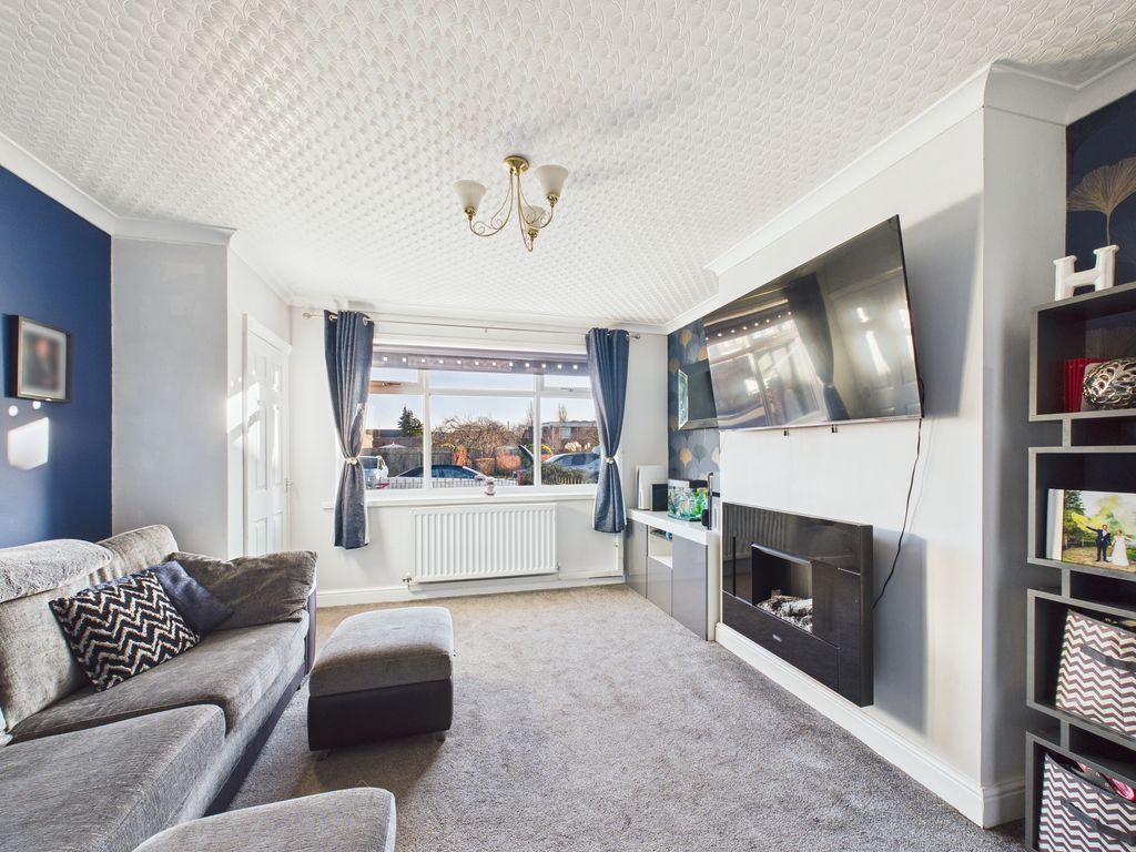 Property photo 3 of 32