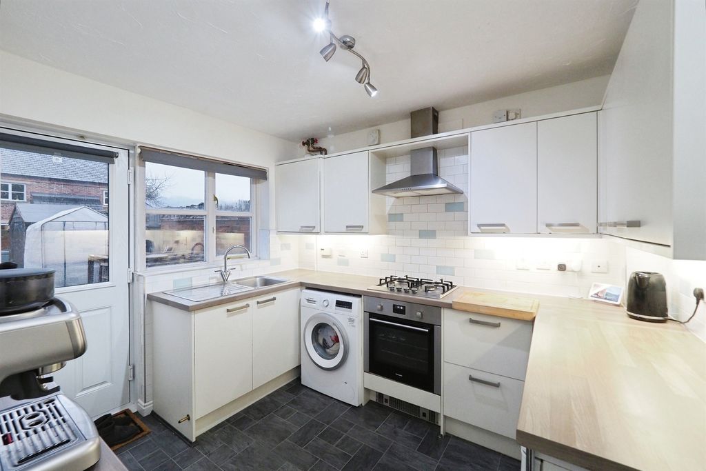 Property photo 2 of 15