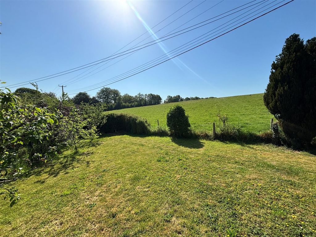 Property photo 3 of 18 7.Jpg