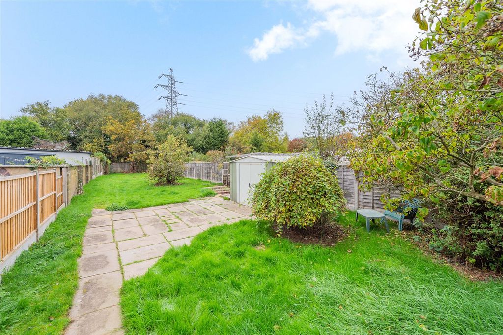 Property photo 2 of 34 Picture No. 31