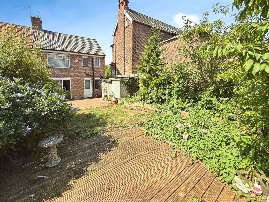 Property photo 2 of 17 Picture No. 11