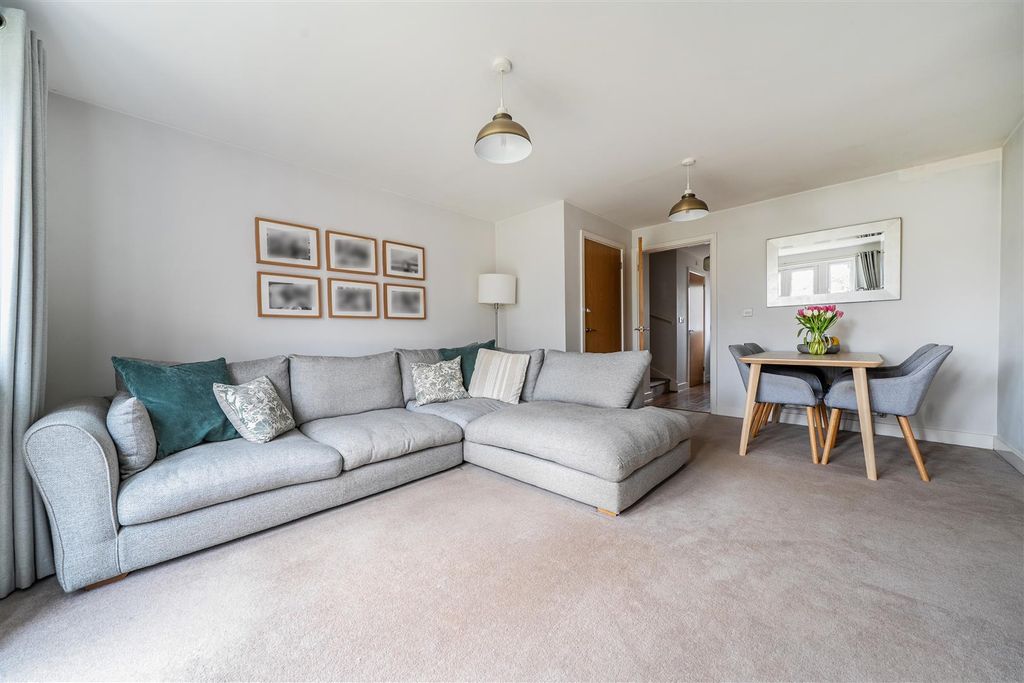 Property photo 3 of 20 1420285-14-69A03B6Cdc31c.Jpg