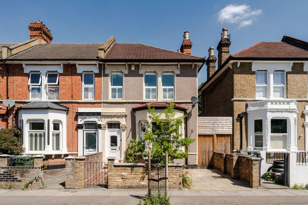 Property photo 2 of 25 295757 -   Ringstead Road-45.Jpeg