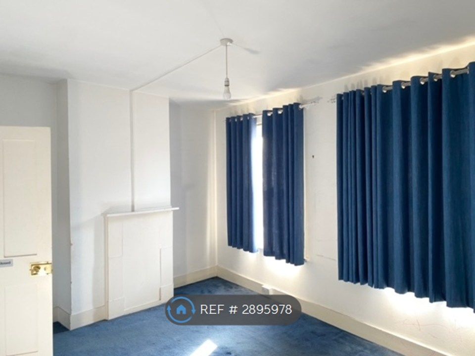Property photo 3 of 19 1st Floor Bed Room 2