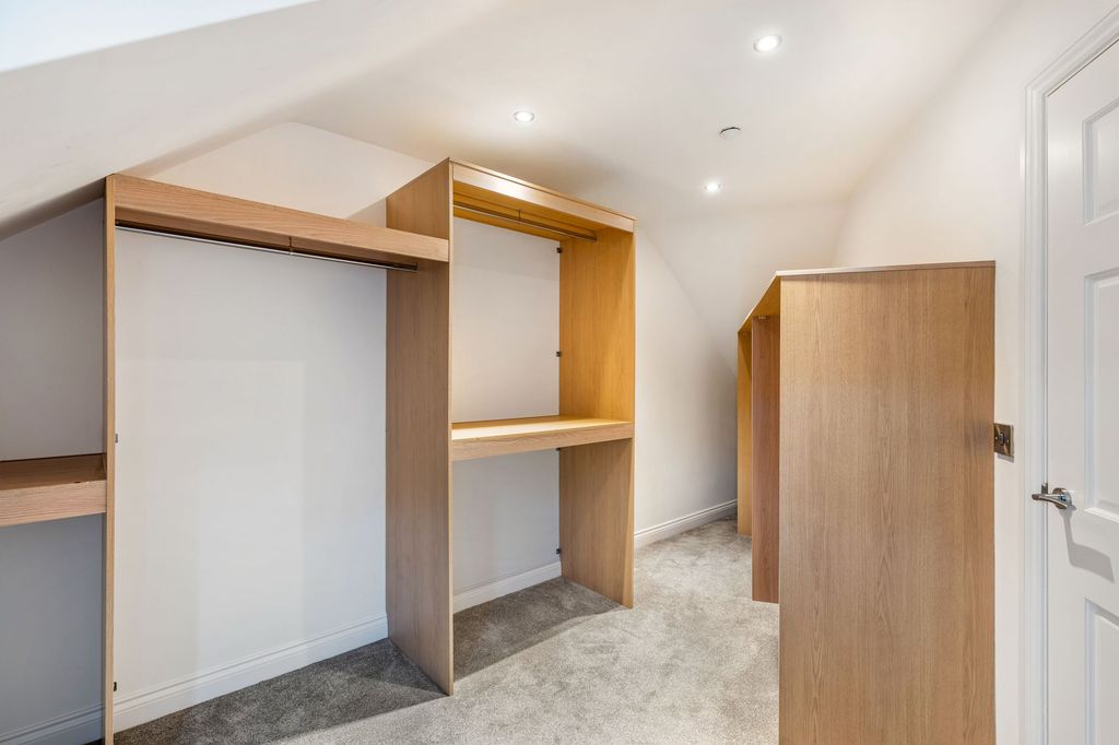 Additional image 33 of 6 bed end terrace house for saleShelley Place, The Colosseum, Lincoln LN1