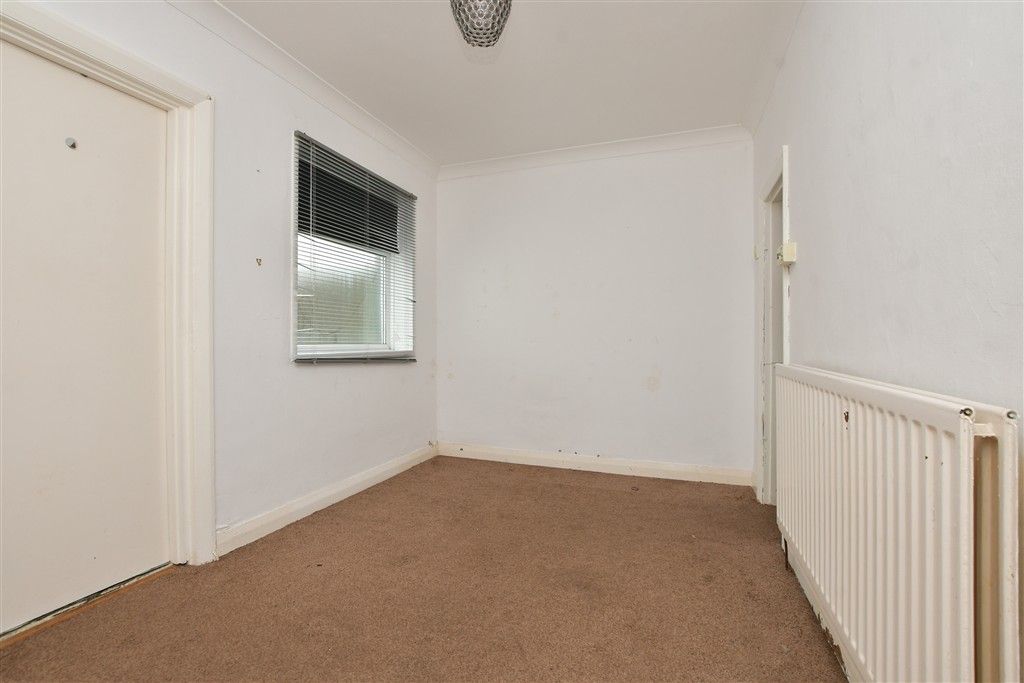 Property photo 3 of 17 Dining Area