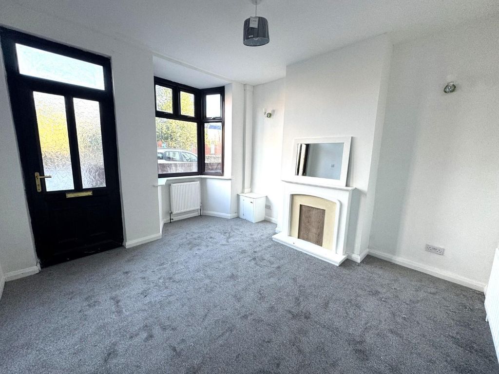 Property photo 2 of 8 Living Room.Jpg