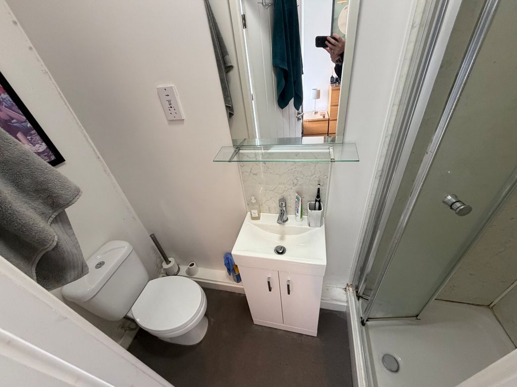 Property photo 3 of 10 Picture No. 03