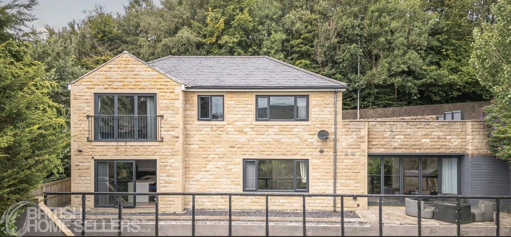 Property photo 1 of 25 21