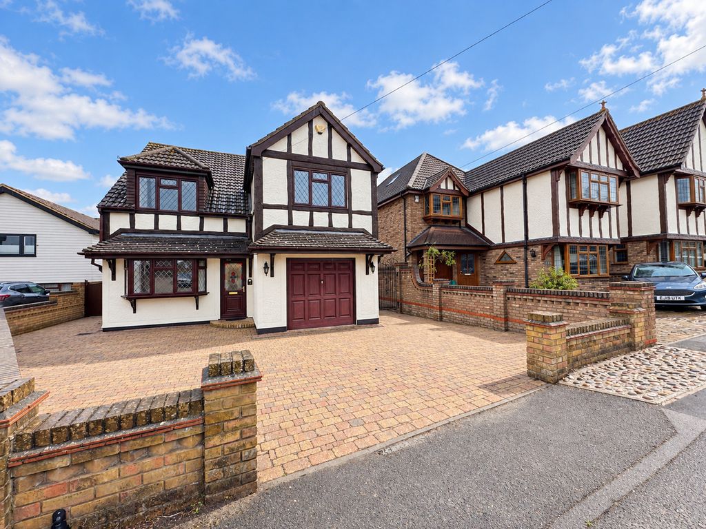 Property photo 1 of 32