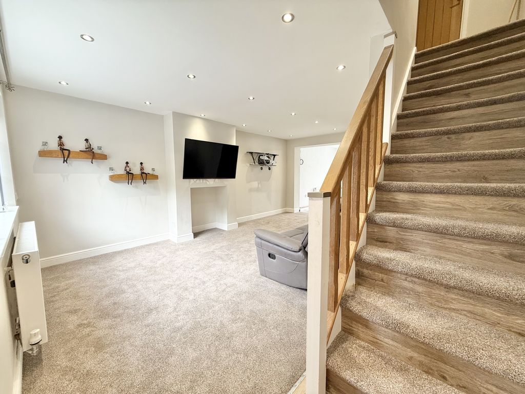 Property photo 2 of 20 Img_4041