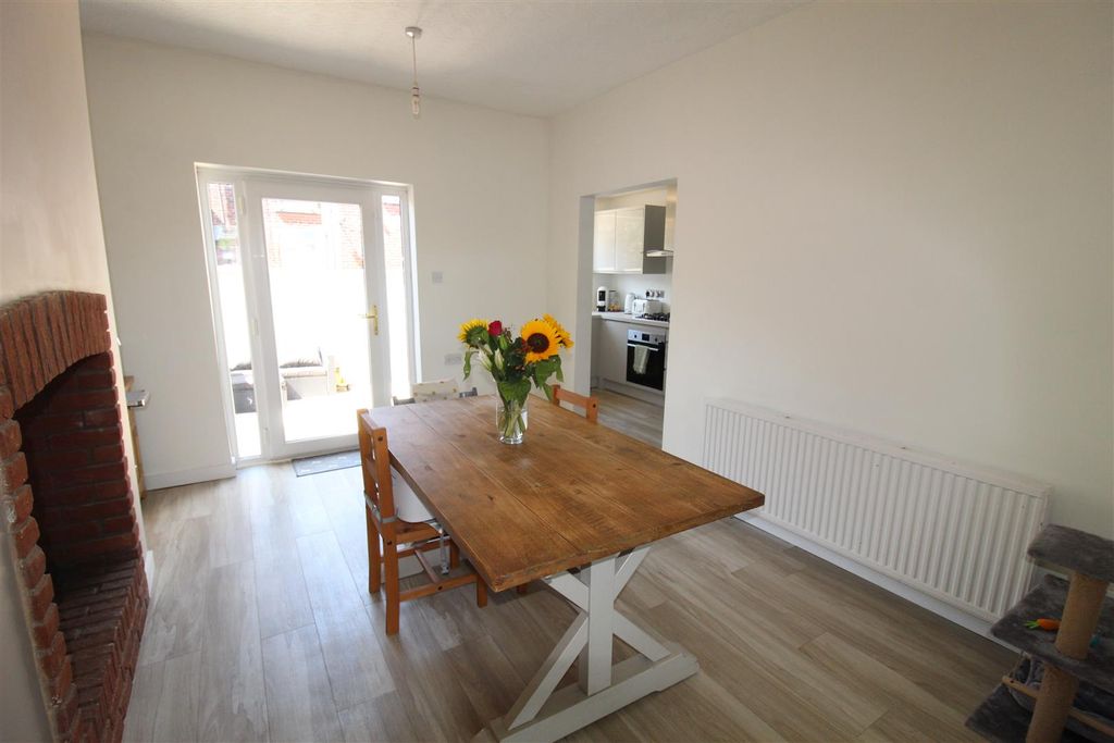 Property photo 3 of 14 Img_1041.Jpg
