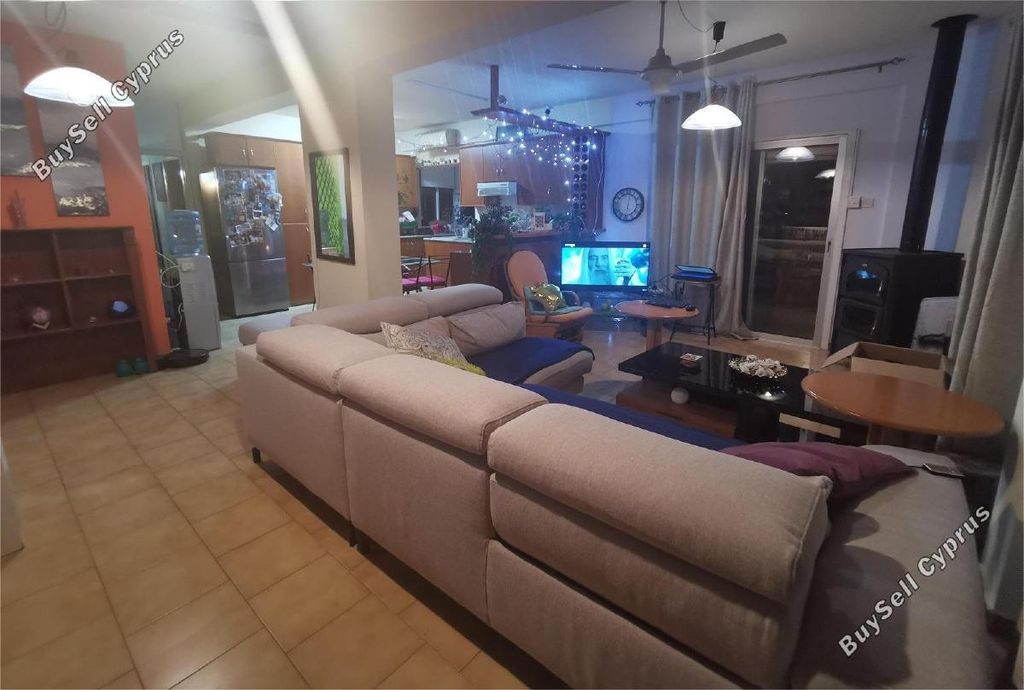 Property photo 1 of 3