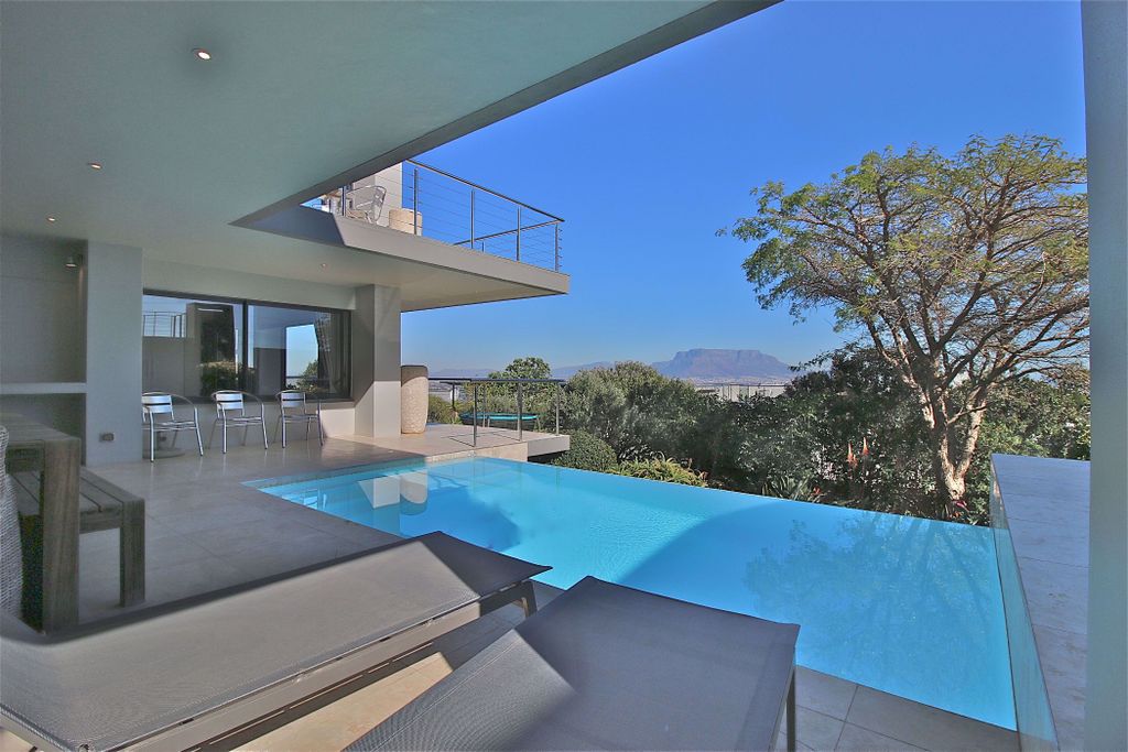 Property photo 1 of 37 1Pla1538100