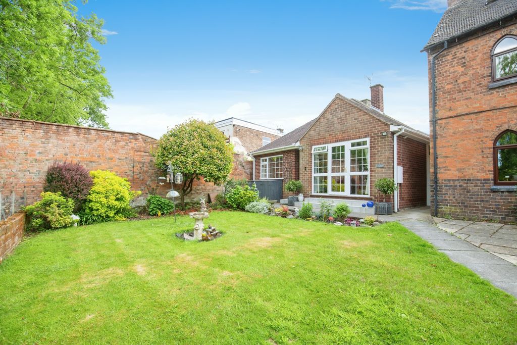 Property photo 1 of 17 7B629618-Mw-5892