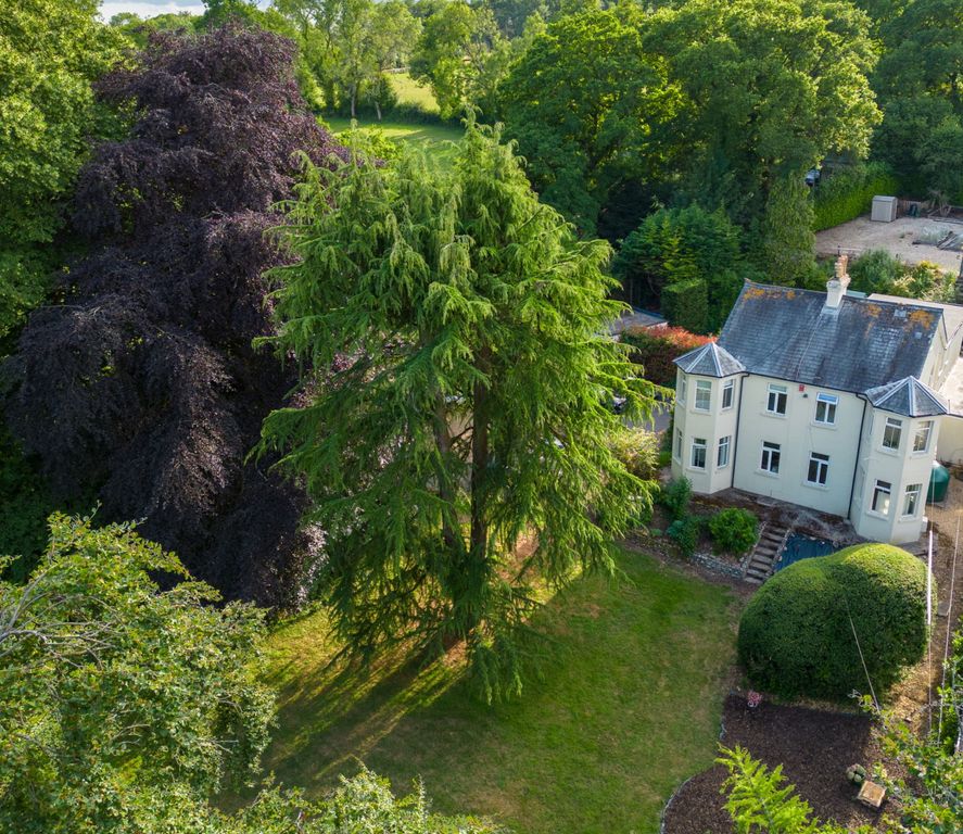 Property photo 1 of 24