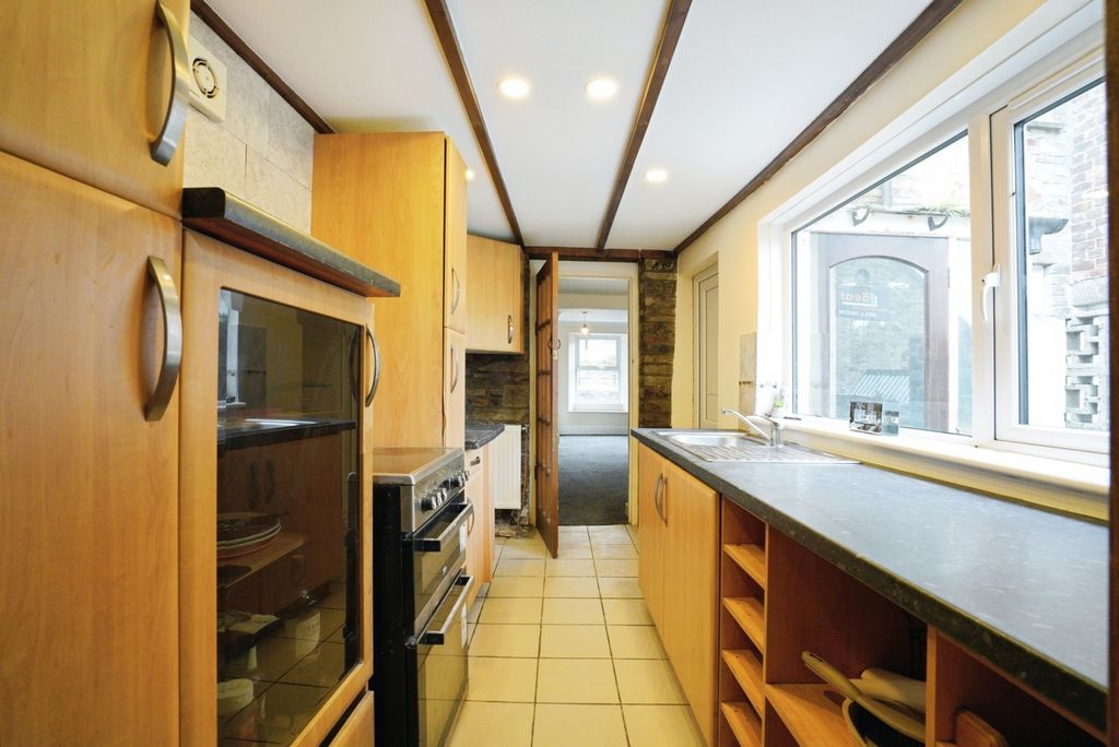 Property photo 3 of 17 Photo