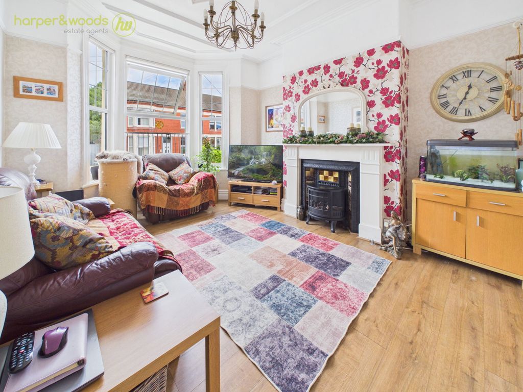 Property photo 2 of 41