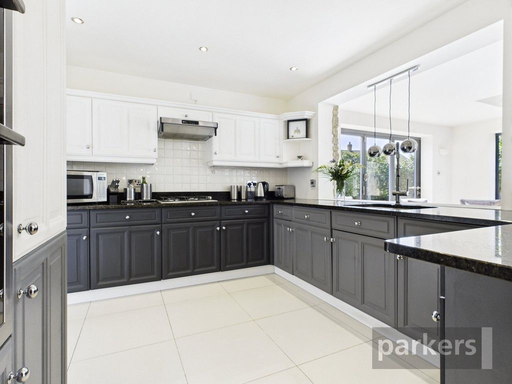 Property photo 2 of 36 Picture No. 54