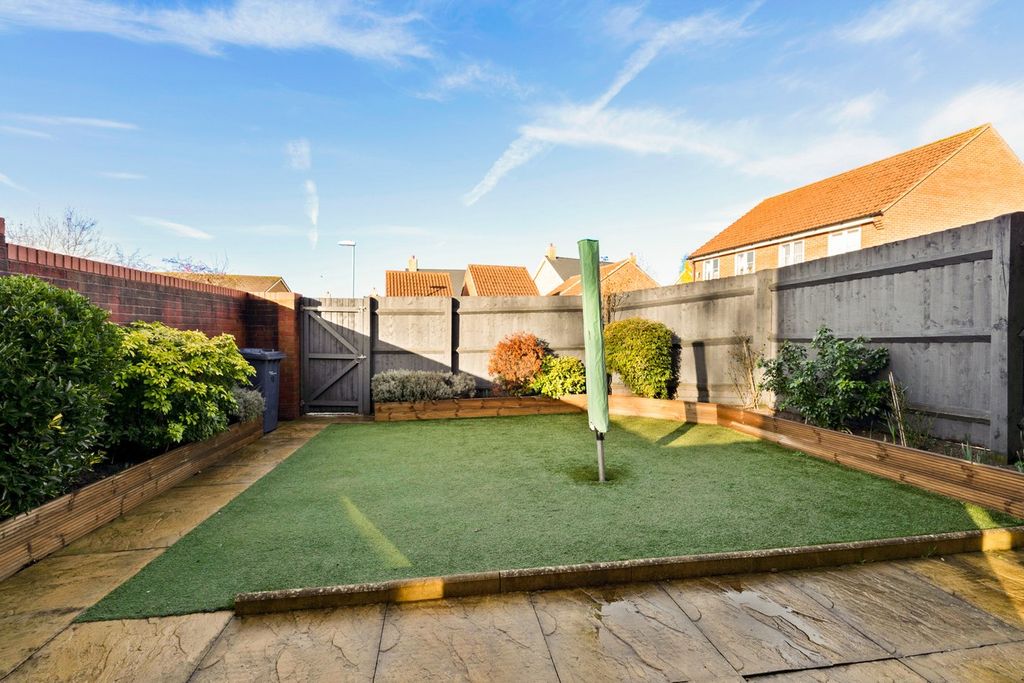 Property photo 2 of 15