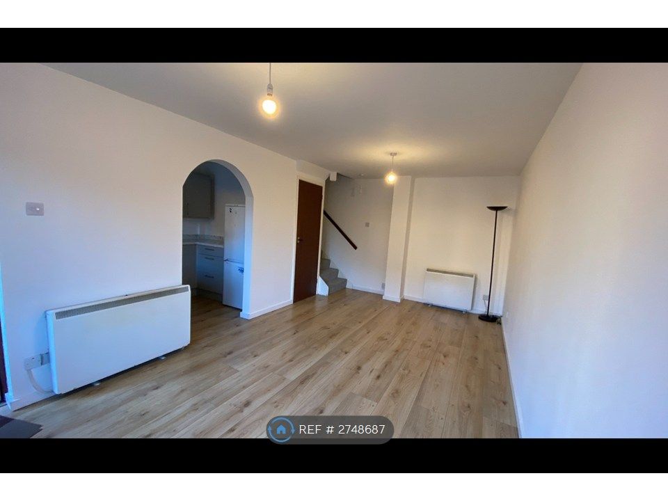 Property photo 3 of 18 Living Room Back