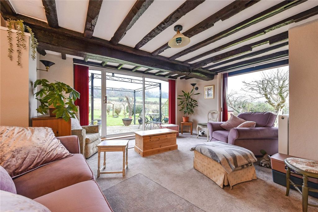 Property photo 3 of 23 Picture No. 01