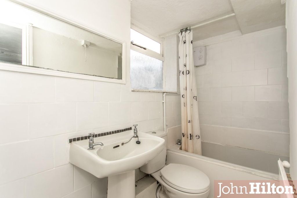 Property photo 2 of 11 Normanton Street22.Jpg