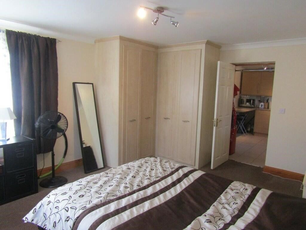 Property photo 1 of 6 Image