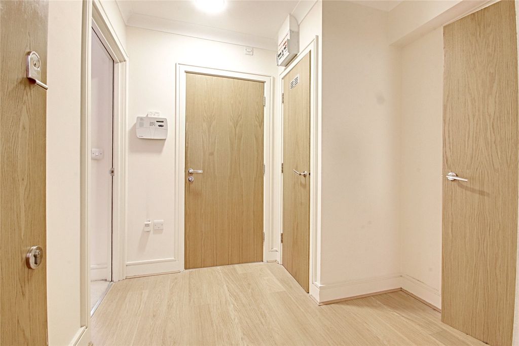 Property photo 3 of 11 Picture No. 47