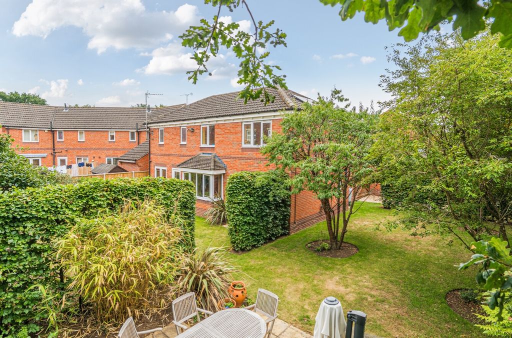 Property photo 2 of 24 -68837E87Bcc45-l-1328956-4-6881724E97B66-Arw-1